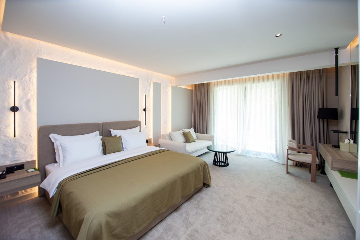 Superior Room Land View — 1