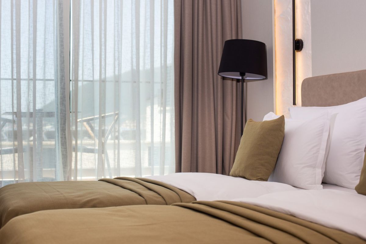 Standard Room Side Sea View — 8