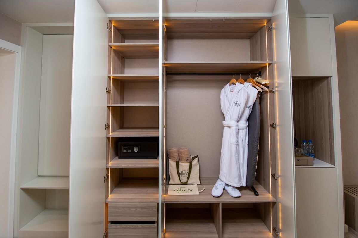 Premium Suite Sea View — 9
