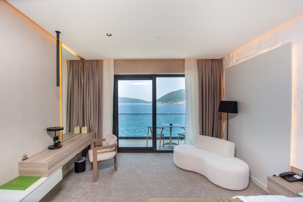 Premium Suite Sea View — 8
