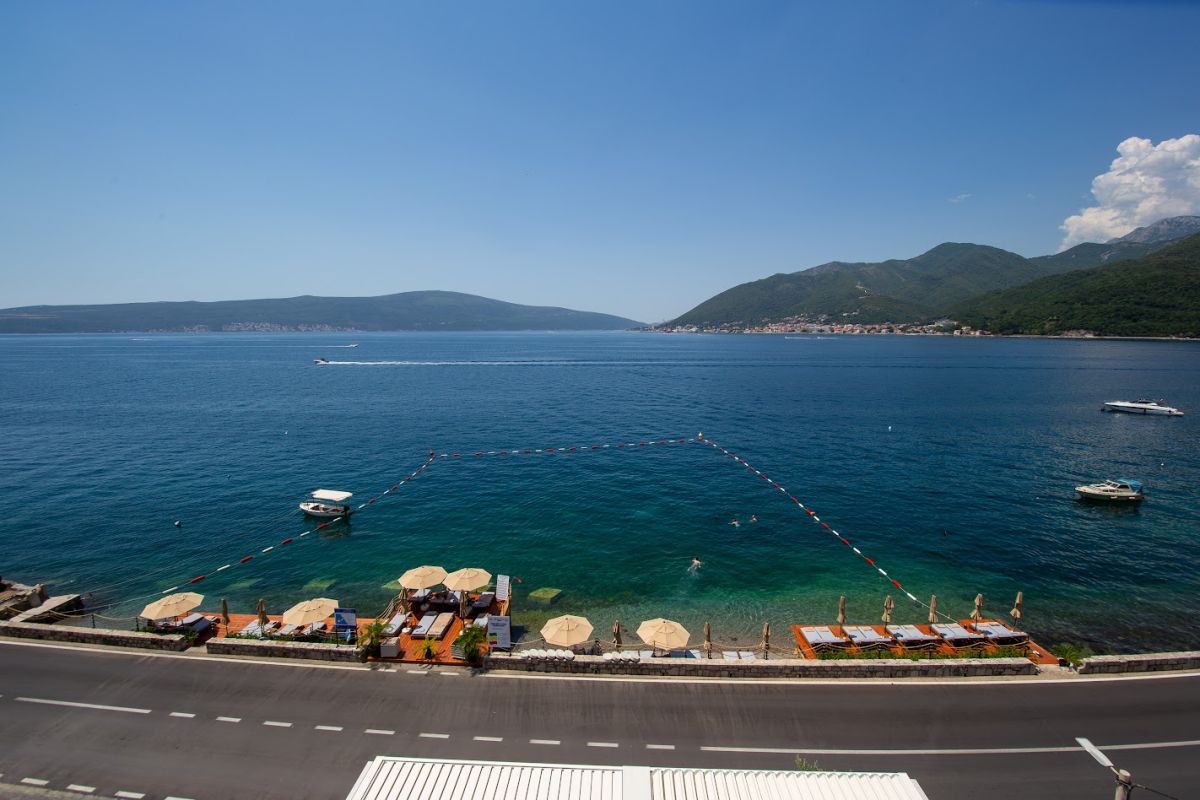 Premium Suite Sea View — 12