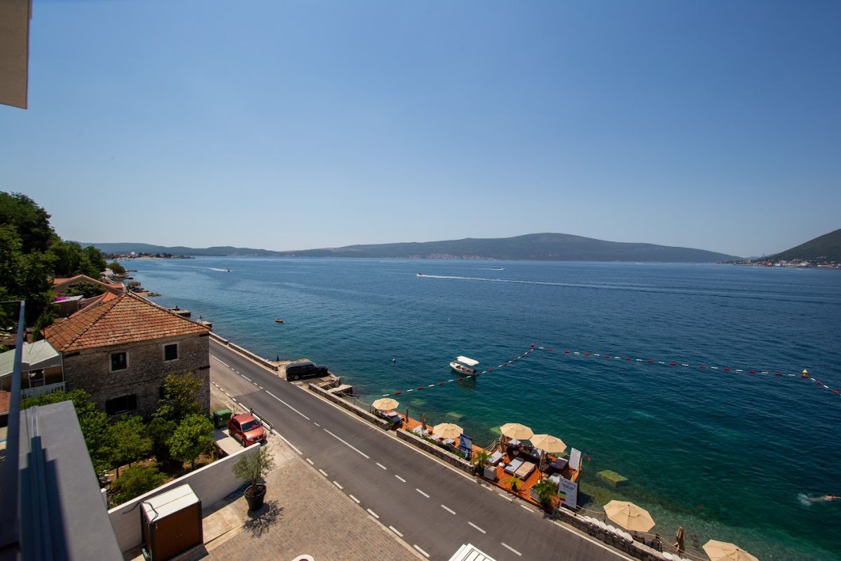 Premium Suite Sea View — 13