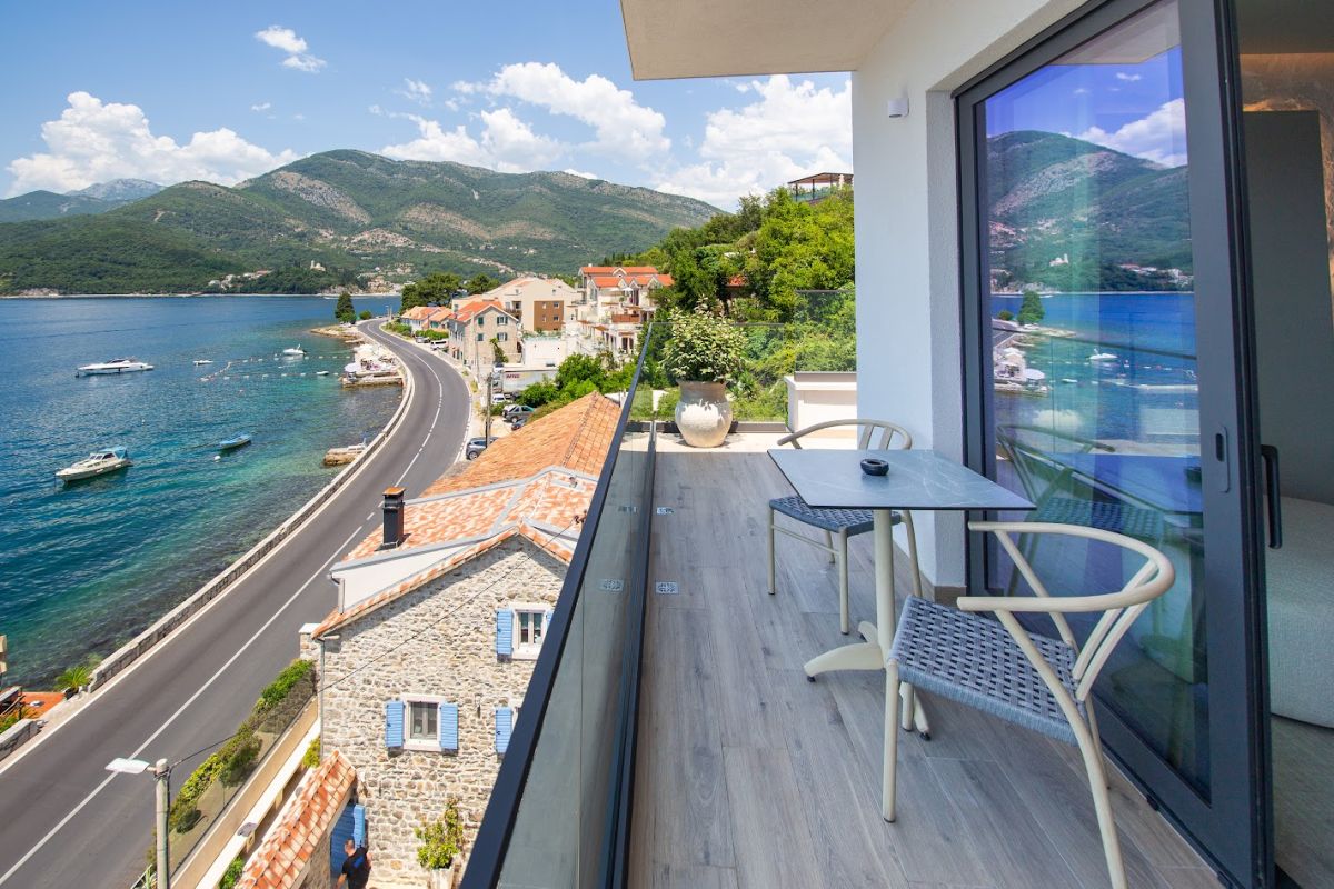 Premium Suite Sea View — 14
