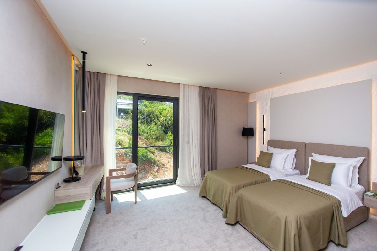 Standard Room Land View — 1