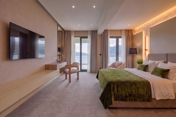 Sea-view bathroom
